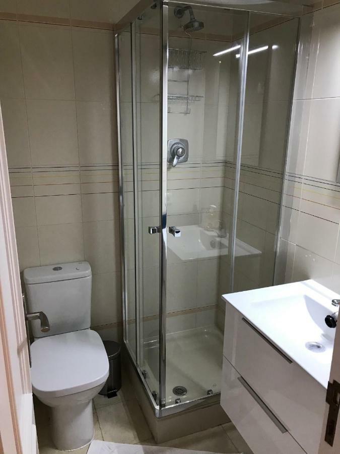 Marbella - Estepona Beach Frontline Apartment Екстер'єр фото